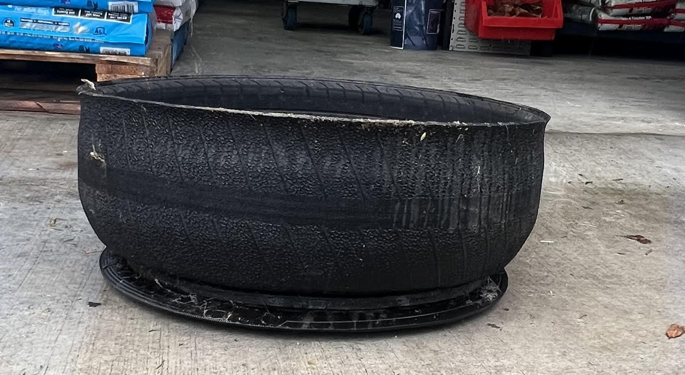 Tyre Feeder [siz:large]